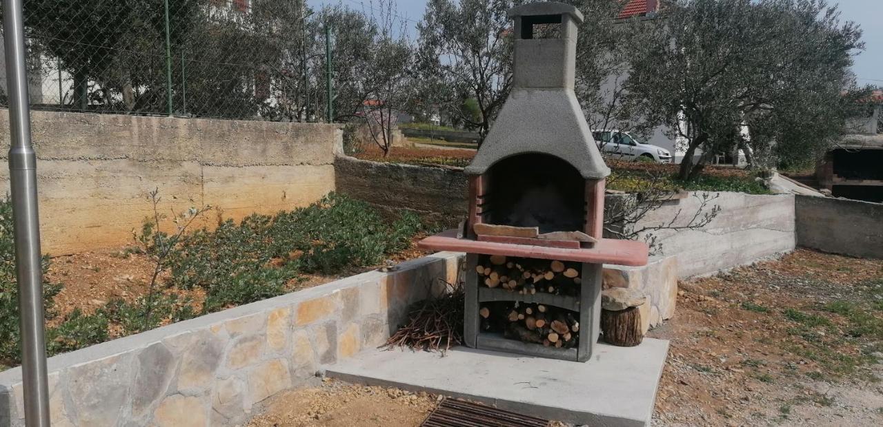 Holiday Home Dutch Σίμπενικ Εξωτερικό φωτογραφία